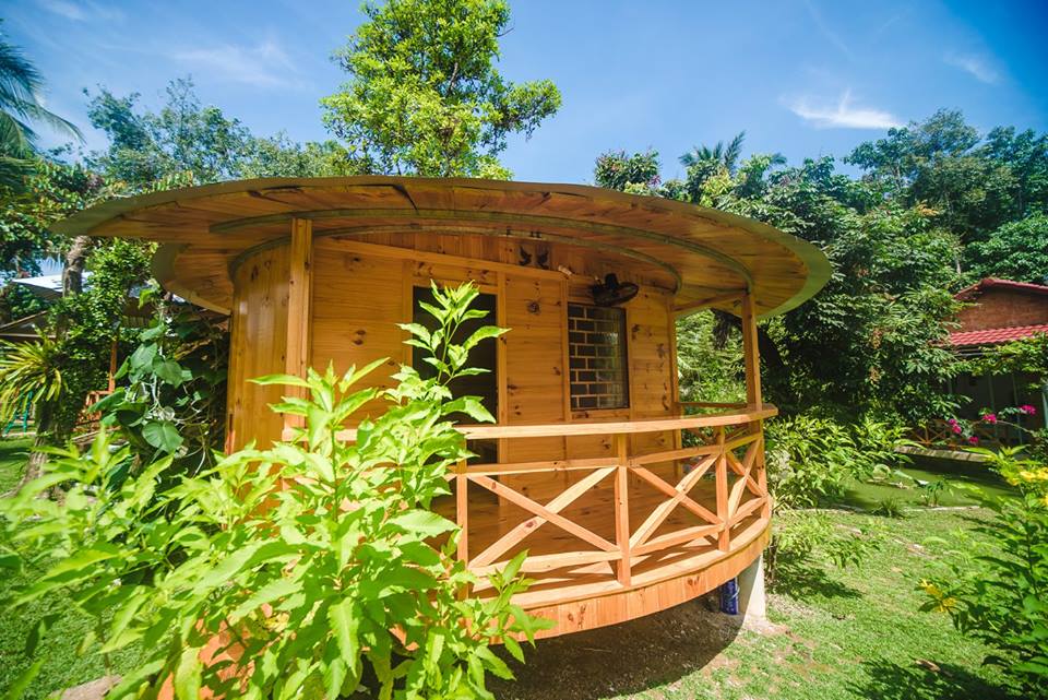 Phu Quoc Sen Lodge Homestay Village