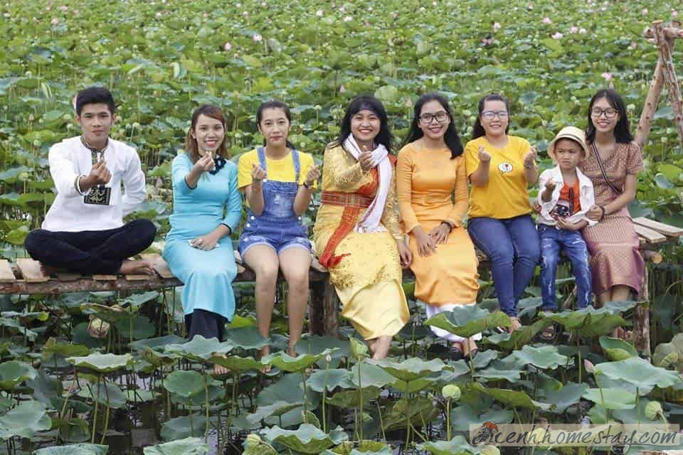 Khu Du lịch Văn hóa và Sinh thái Sen Charaih Ninh Thuận