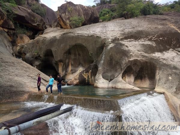 Hướng dẫn chi tiết đường đi suối Tiên-thác Ba Hồ - tuyệt tình cốc Ninh Thuận gây sốt gần đây