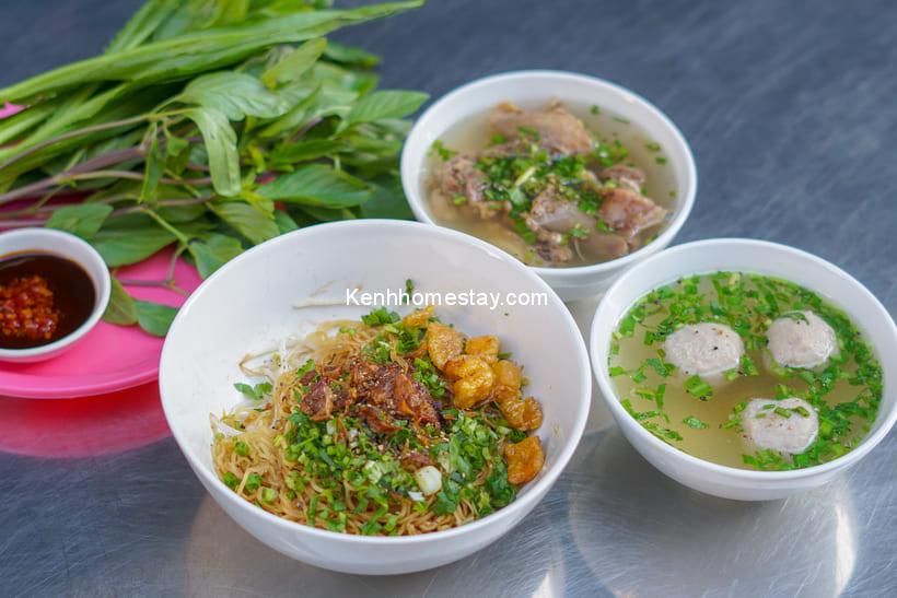 Top 21 quán hủ tiếu Sài Gòn ngon khó cưỡng “ăn 1 tô gọi thêm tô nữa”