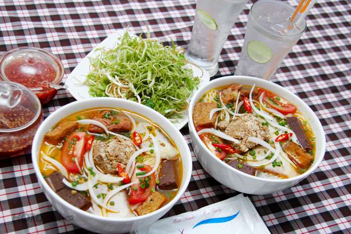 20 Món ăn sáng cùng địa chỉ quán ăn sáng Nha Trang ngon giá bình dân