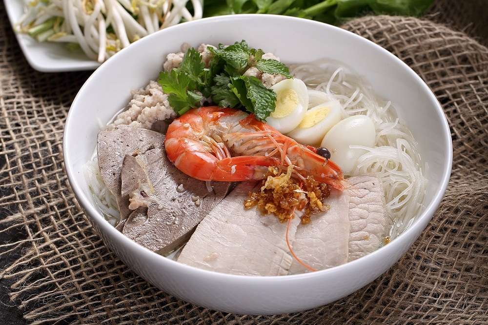 Top 20 quán hủ tiếu Sài Gòn ngon khó cưỡng “ăn 1 tô gọi thêm tô nữa”
