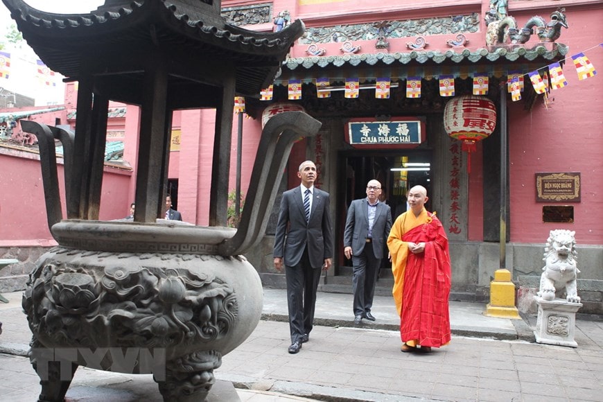 Review kinh nghiệm du lịch chùa Ngọc Hoàng