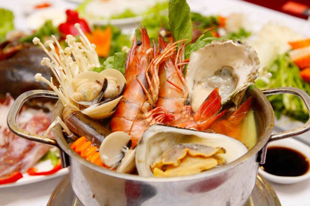 Top 11 quán hải sản Sài Gòn – TPHCM tươi ngon nổi tiếng “ăn là ghiền”