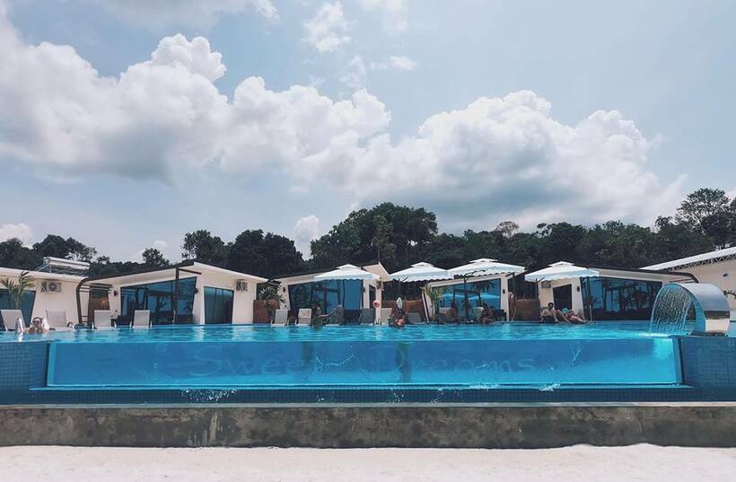 Kinh nghiệm du lịch đảo Koh Rong - nơi làn nước trong như pha lê