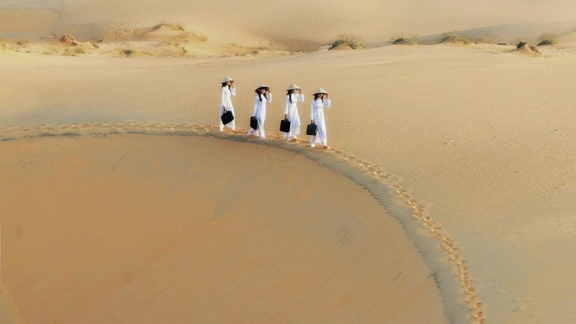 Kinh nghiệm du lịch Bàu Trắng khám phá “tiểu sa mạc Sahara” của Việt Nam