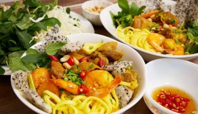Top 10 quán mì quảng Sài Gòn – TPHCM ngon đúng điệu "ăn là ghiền"