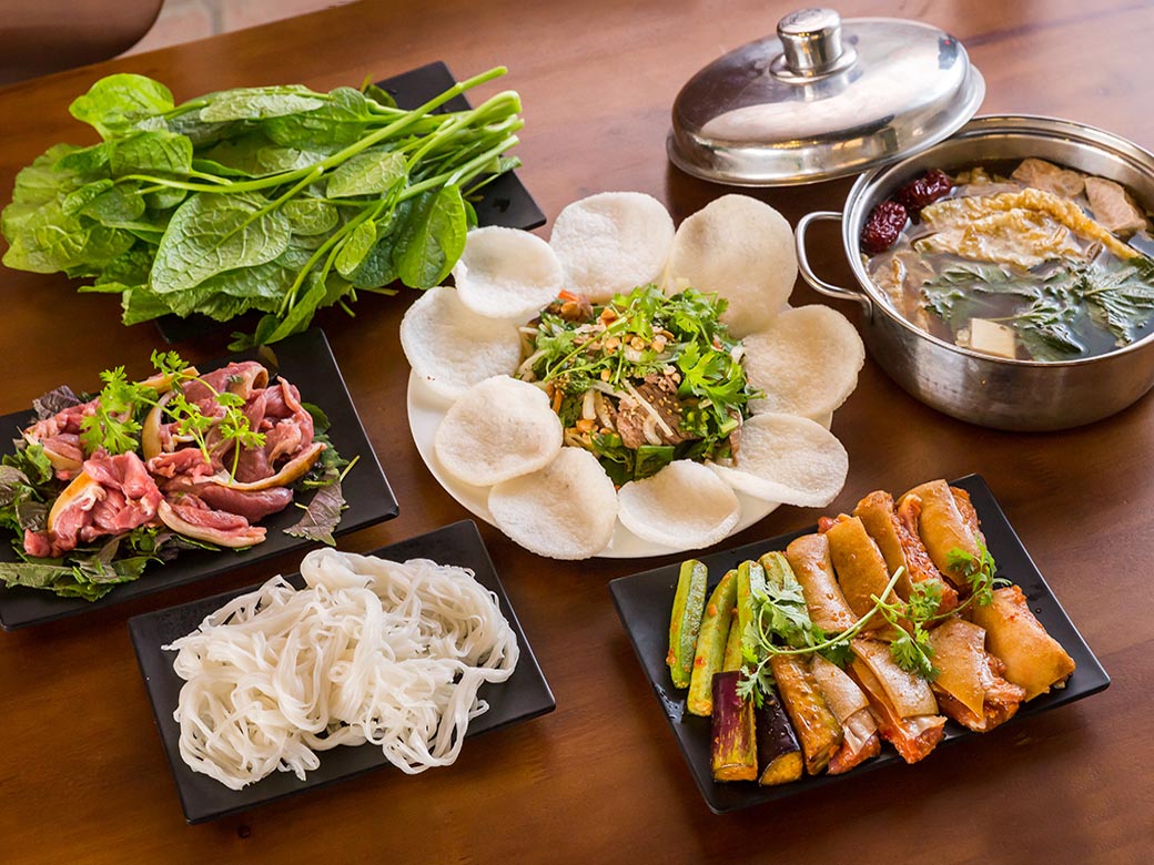 10 quán dê Ninh Bình ngon nổi tiếng ở Sài Gòn ăn 1 lần nhớ mãi