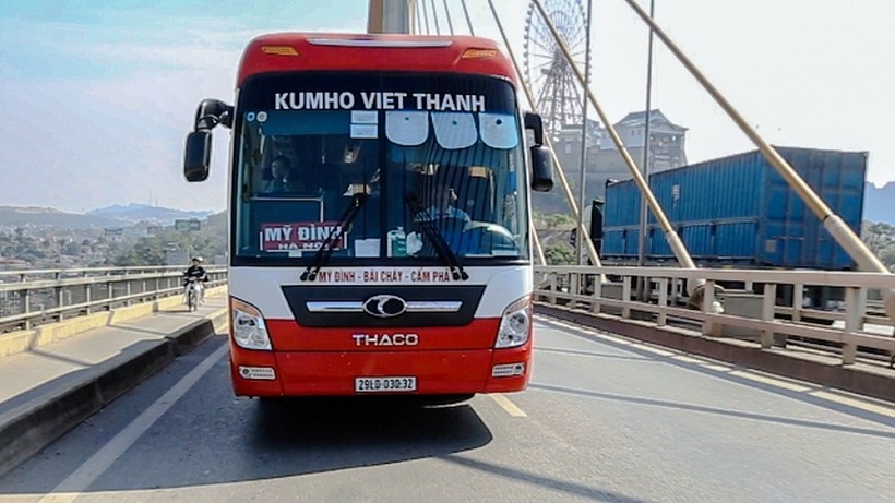 Nhà xe Kumho đi Hà Nội Quảng Ninh: Ghế ngồi 45 chỗ, limousine VIP 9 chỗ