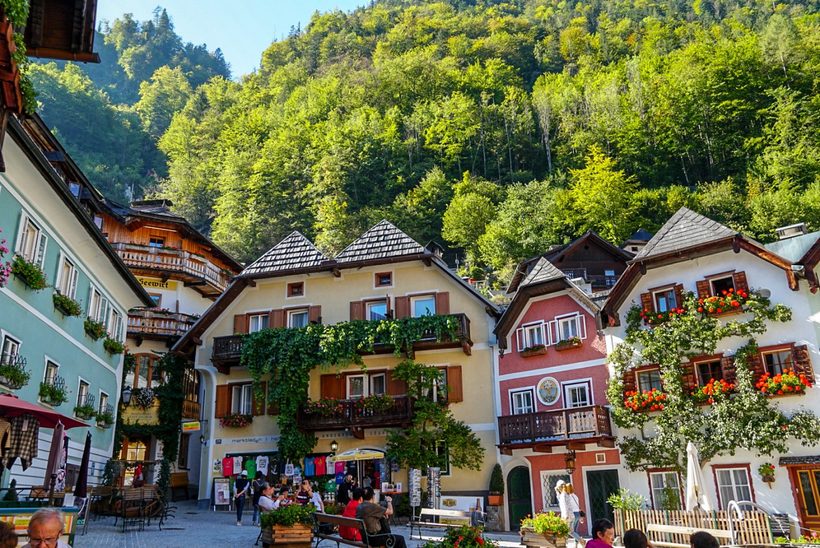 Kinh nghiệm du lịch làng cổ Hallstatt ở Áo đẹp như xứ sở thần tiên