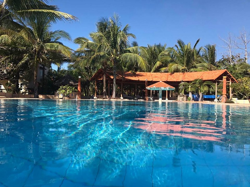 Resort Bàu Mai