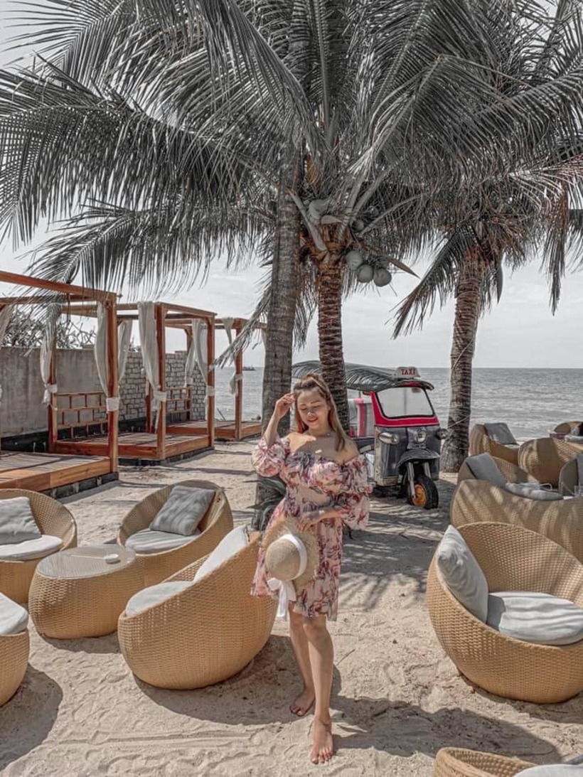 Chameleon Beach bar: Chill hết nấc trong không gian biển đẹp ở Phan Thiết