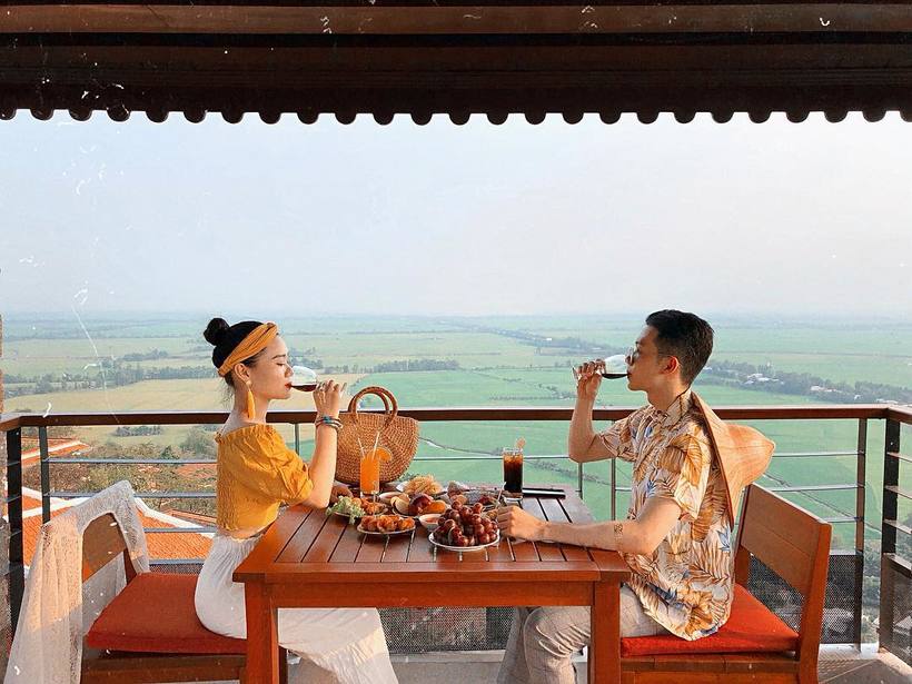 Victoria Núi Sam Lodge - Resort "TRÊN NÚI" view ngắm đồng lúa cực đẹp