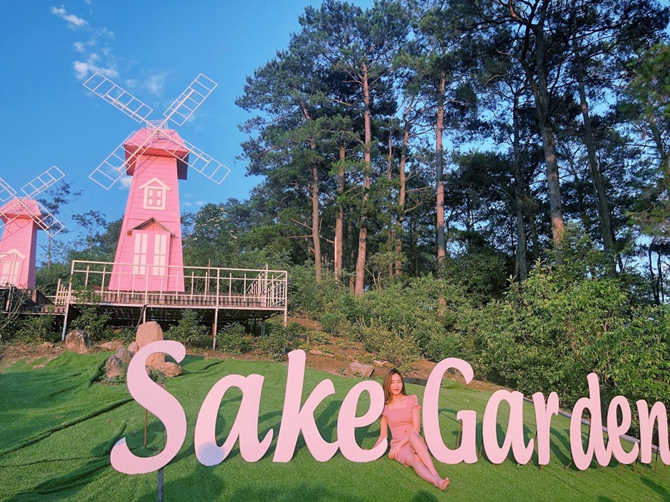 Phim trường Sake Garden: Điểm check-in sống ảo cực đẹp ở Tam Đảo
