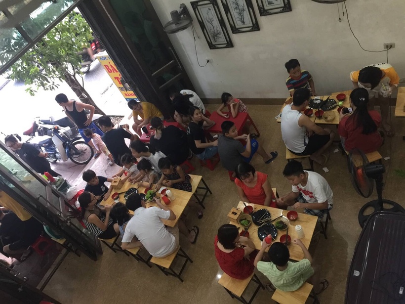 Đức Trọc: Quán Bánh Tôm, Thịt Nướng ngon đậm đà tại Ninh Bình