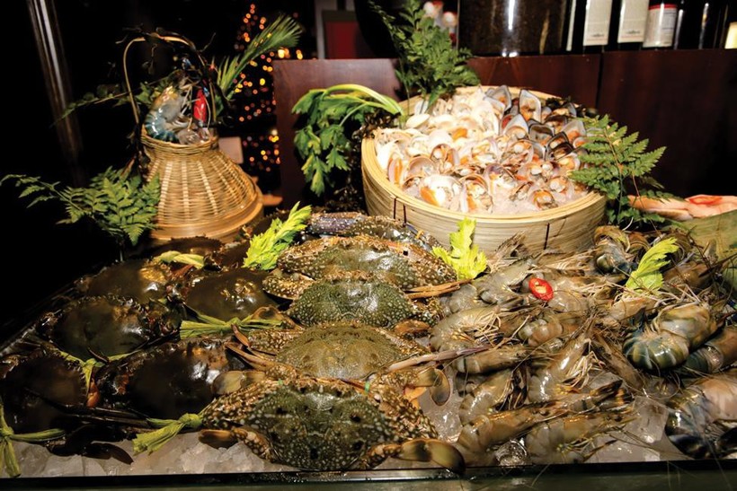 Top 15 nhà hàng buffet hải sản Sài Gòn sang, xịn, ngon và nổi tiếng Sài Gòn