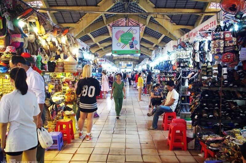 Kinh nghiệm khám phá chợ Bến Thành hot nhất khi du lịch Sài Gòn