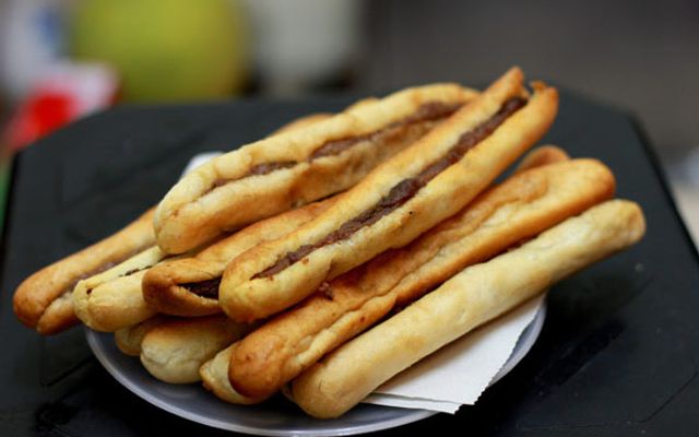 Top 10 Quán bánh mì que Đà Nẵng ngon và đông khách nườm nượp