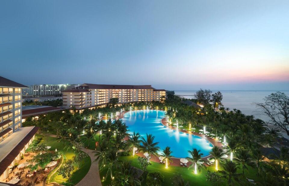 Review chi tiết Vinpearl Resort & Spa Phú Quốc và bảng giá chi tiết, kinh nghiệm du lịch, ăn uống hướng dẫn di chuyển