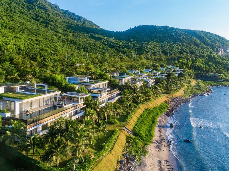 Mia Resort Nha Trang: Bảng giá phòng và Review chi tiết