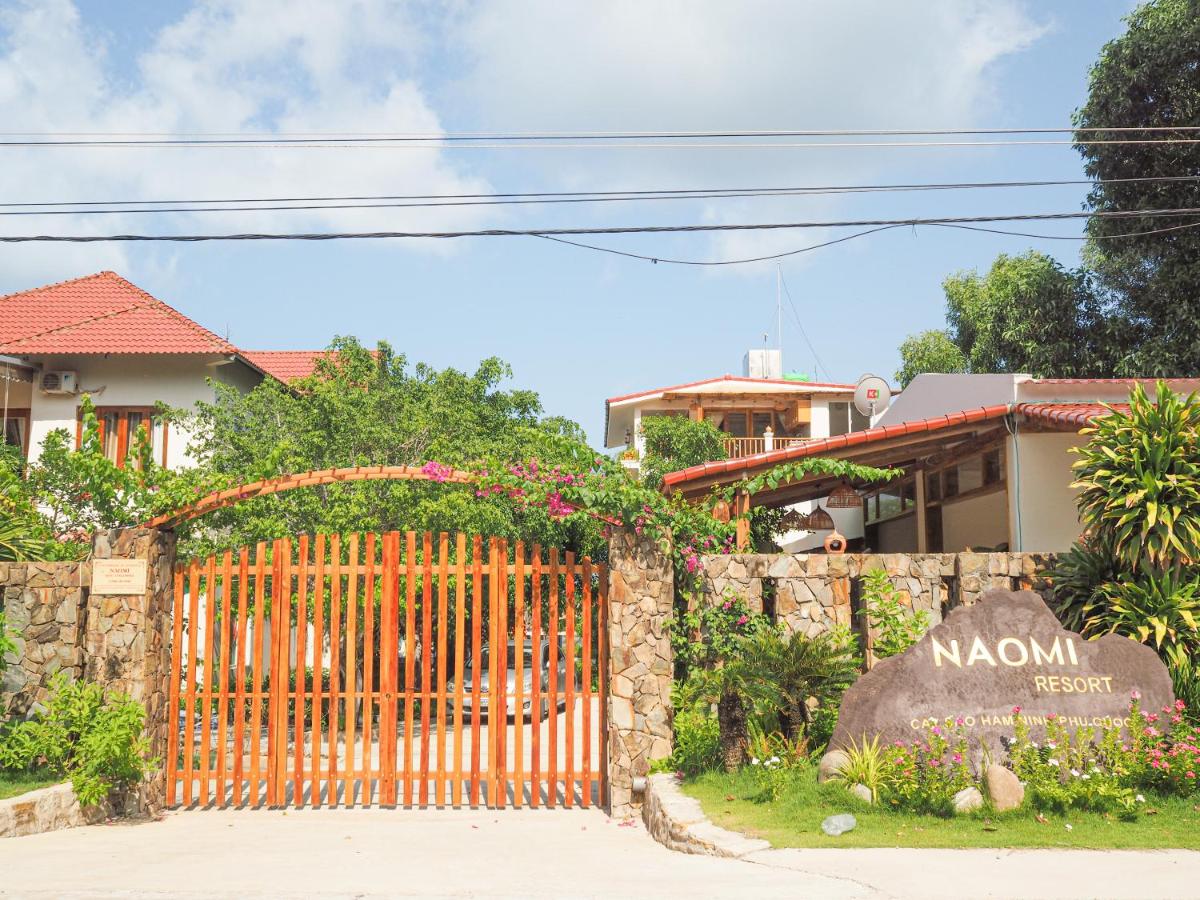 Naomi Resort