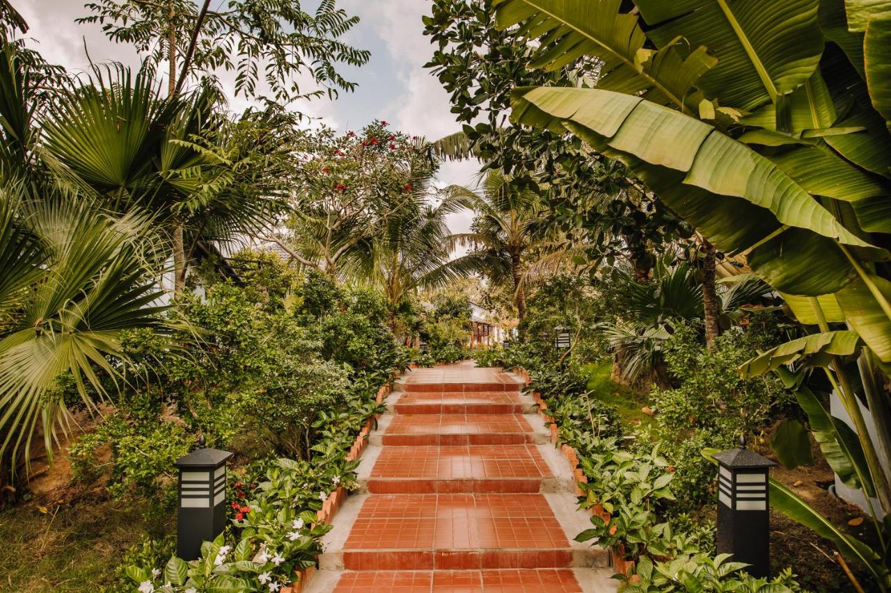 Palm Hill Resort Phú Quốc - Khu nghỉ dưỡng xanh trong lòng thành phố