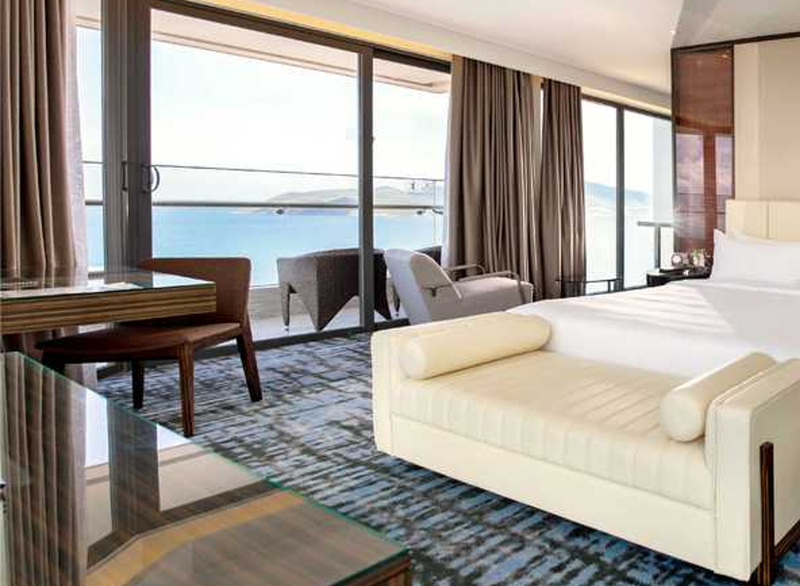 Khách sạn Queen Ann Nha Trang - Vươn mình tới đại dương xanh thẳm