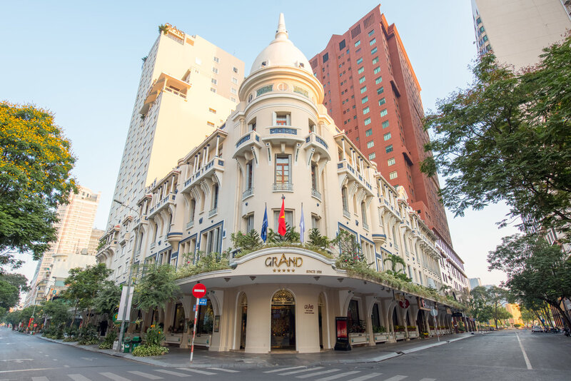 Saigon Grand Hotel - Khám phá khách sạn đẹp tựa trời Tây
