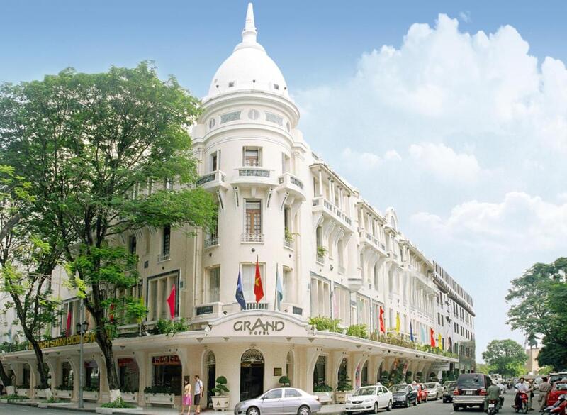 Saigon Grand Hotel - Khám phá khách sạn đẹp tựa trời Tây