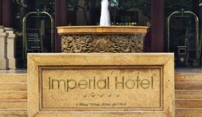 Khách sạn Imperial Huế thưởng ngoạn sông Hương thơ mộng