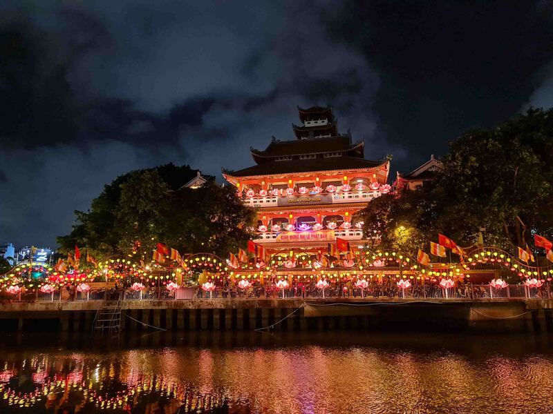 Khám phá chùa Pháp Hoa - Địa điểm du lịch tâm linh nổi tiếng của Sài Thành