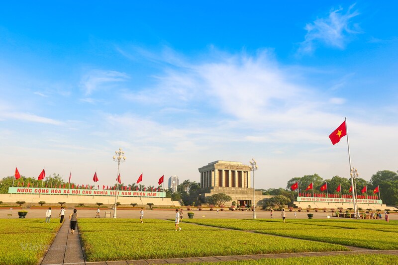 Quảng trường Ba Đình - Nơi linh thiêng khai sinh nước Việt Nam