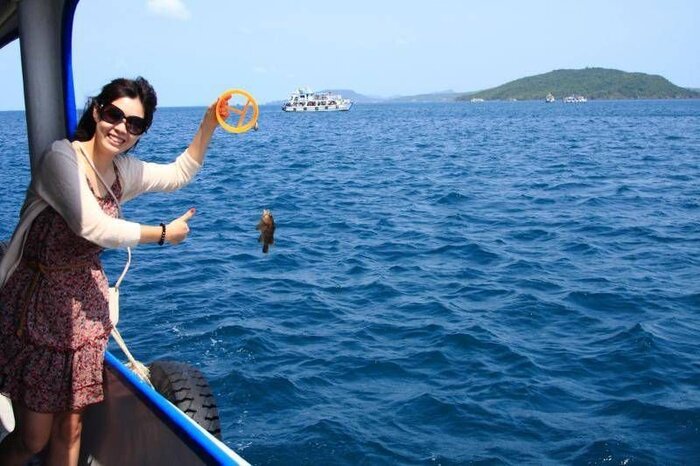 Trải nghiệm câu cá trên biển Hòn Mun