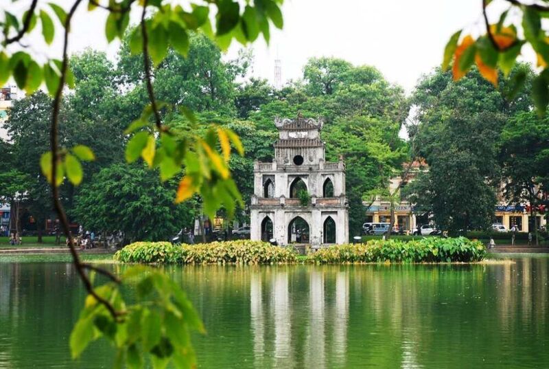 Hồ Gươm - Thắng cảnh giữa lòng thủ đô Hà Nội