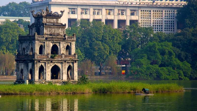 Hồ Gươm - Thắng cảnh giữa lòng thủ đô Hà Nội