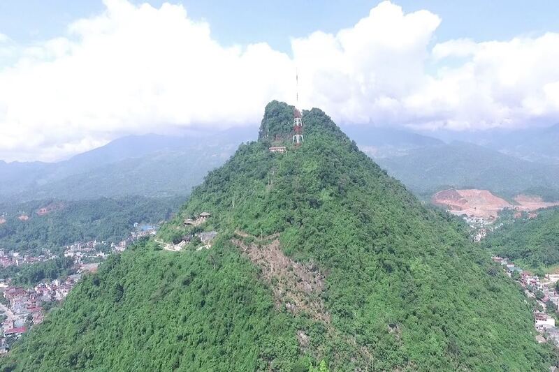 Núi Cấm Sơn - địa điểm du lịch Hà Giang