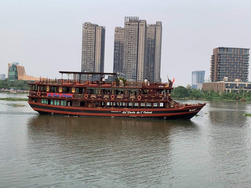 Top 12 du thuyền Sài Gòn đẹp nhất đáng trải nghiệm