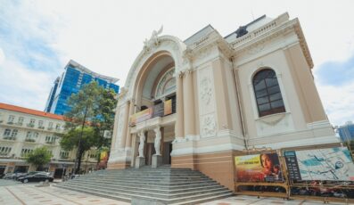 Nhà Hát Thành Phố Hồ Chí Minh - vẻ đẹp kiến trúc cực độc đáo