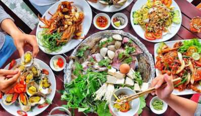 Bật mí top 16 quán hải sản Hải Phòng tươi ngon “ăn là ghiền”