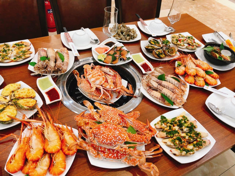 Top 10 nhà hàng gần đền Cặp Tiên nổi tiếng cho du khách tham khảo