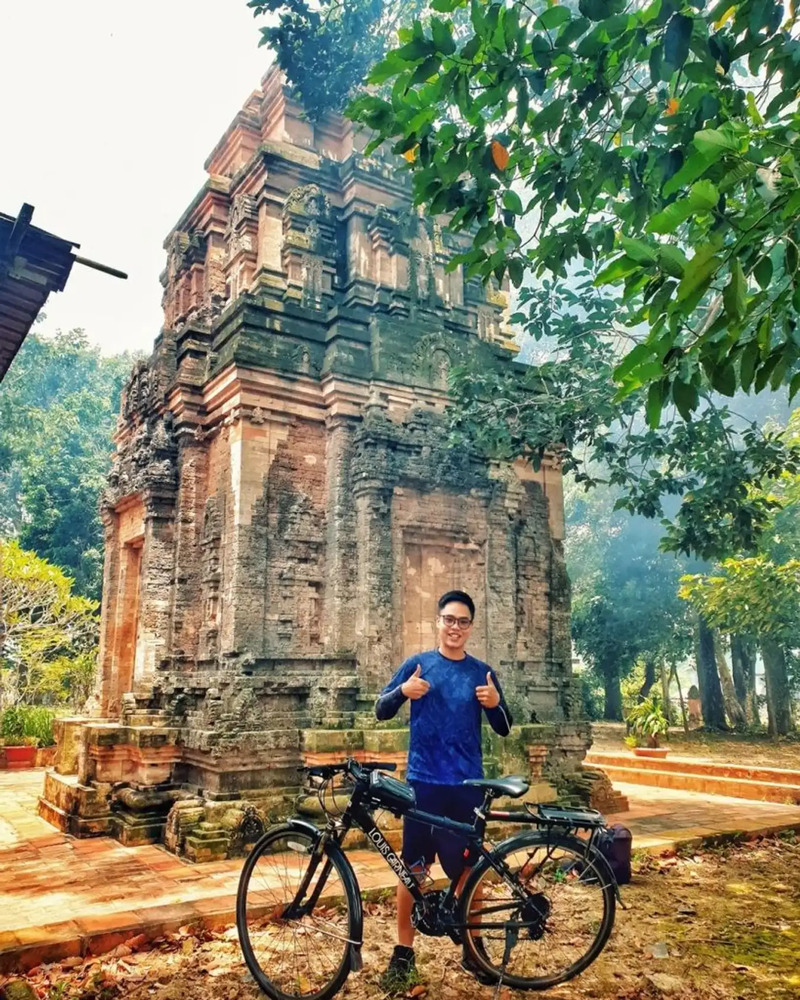 Tháp cổ Bình Thạnh - Vẻ đẹp cổ kính ngàn năm tuổi tại Tây Ninh