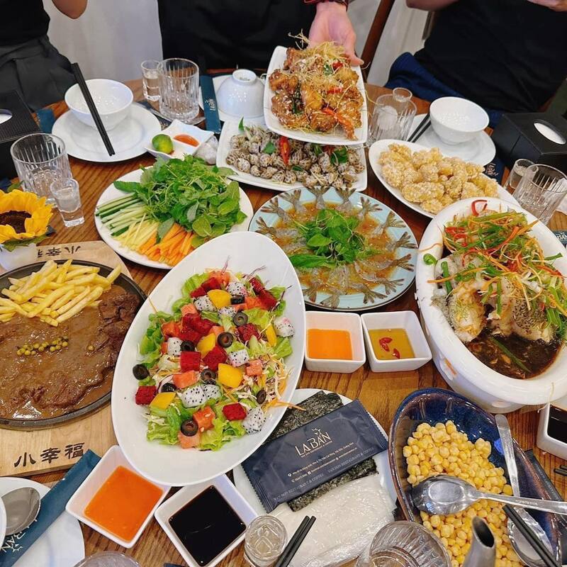 Top 10 nhà hàng Quảng Yên menu siêu ngon mà giá cả phải chăng
