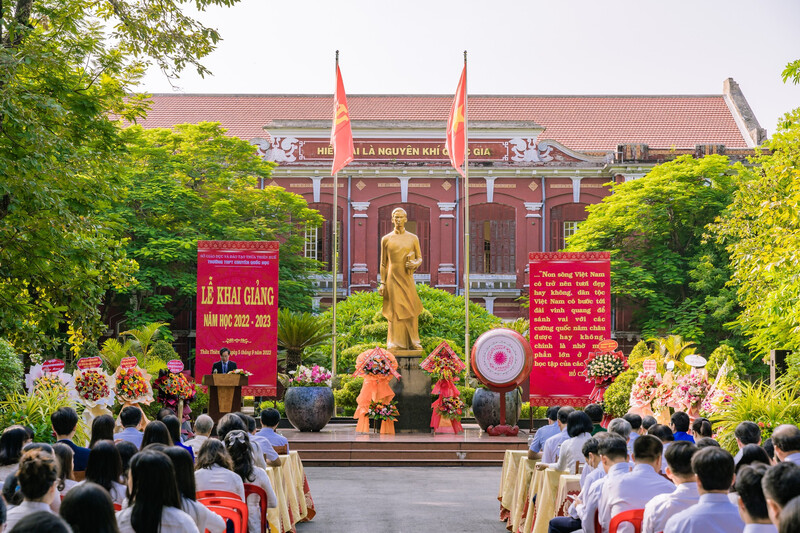 Trường Quốc Học Huế - Ngôi trường lâu đời tại Huế thơ mộng